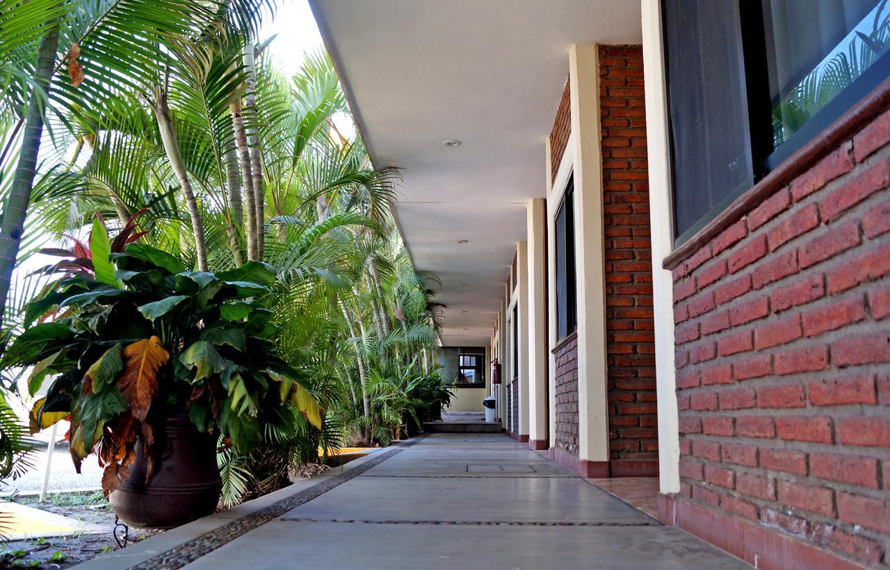 Hotel La Palapa 마사틀란 외부 사진
