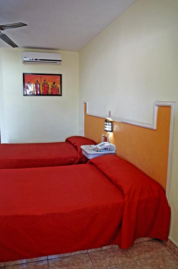 Hotel La Palapa 마사틀란 외부 사진