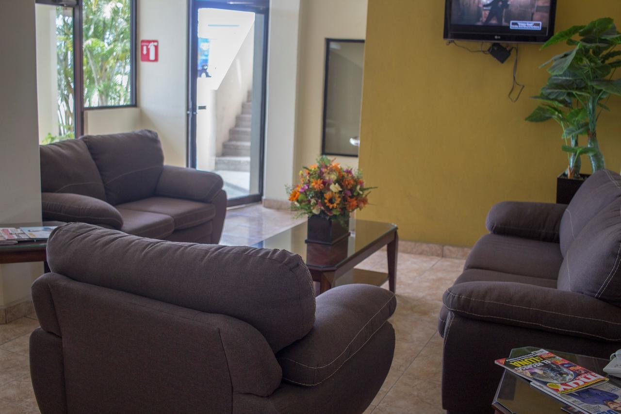 Hotel La Palapa 마사틀란 외부 사진